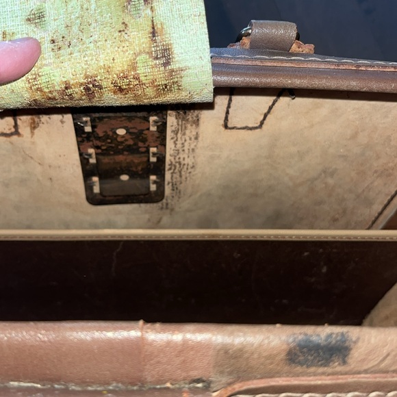 Genuine Cowhide doctors brief case vintage - Picture 6 of 15